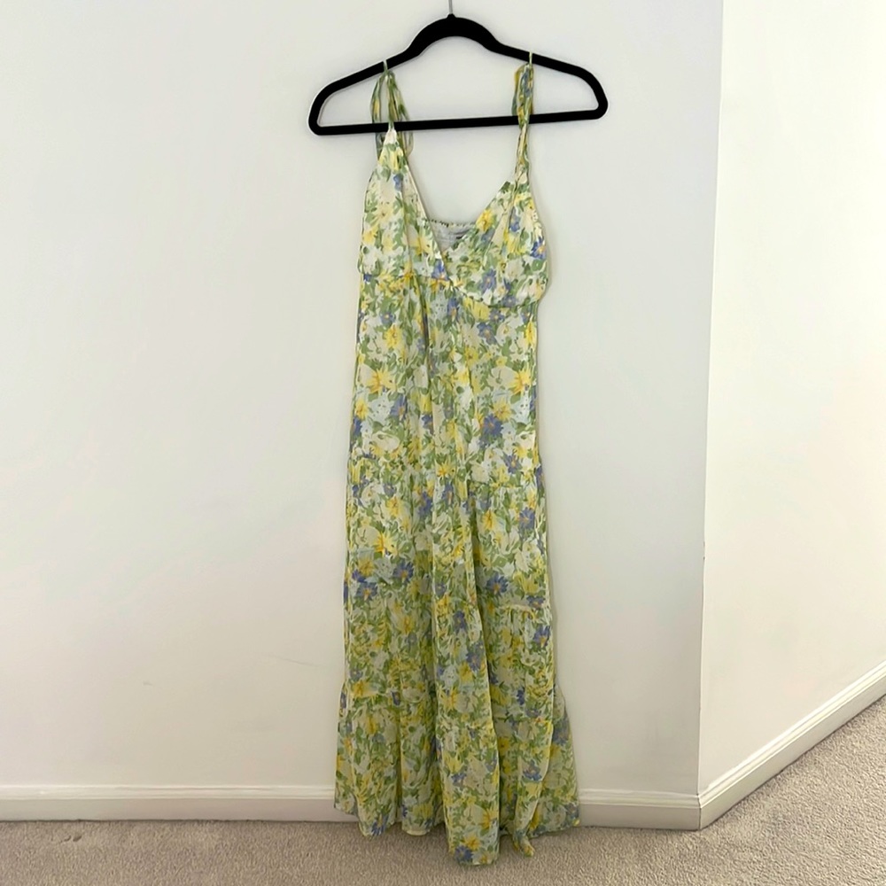 A&F flowy maxi spaghetti tie strap dress size small